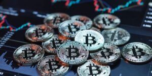 Bitcoin llegó a USD 79.000 impulsado por el mercado de futuros